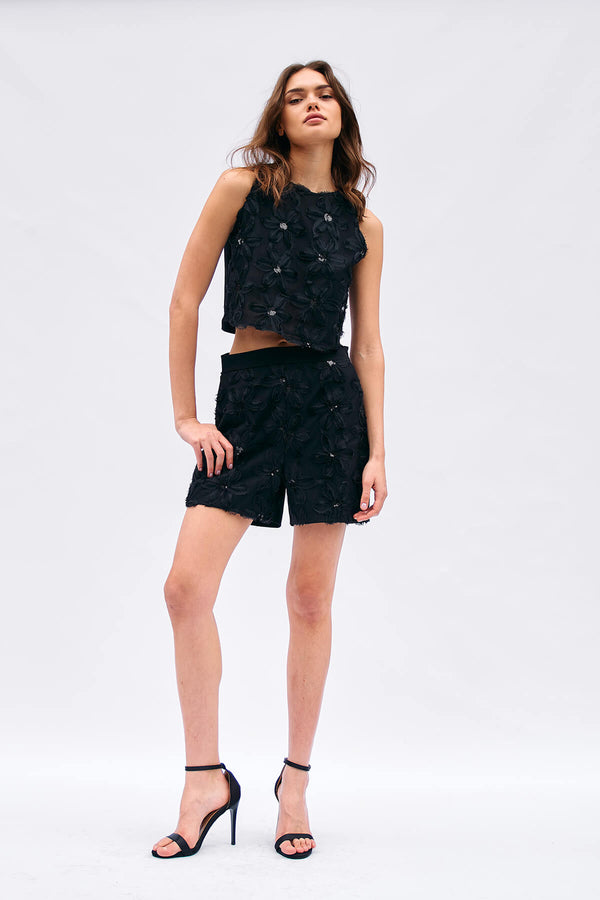 3D FLORAL BLOUSE AND SHORTS